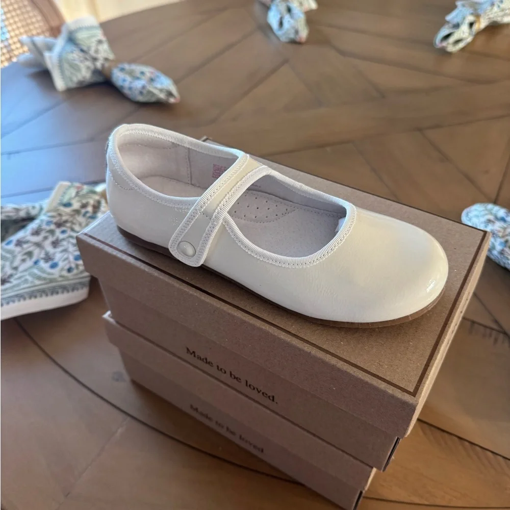 L'Amour White Kids Mary Jane Dress Shoes